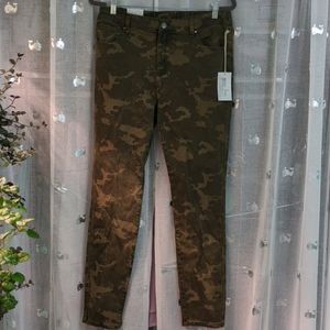 Grace & Lace camo jeggings XL NWT